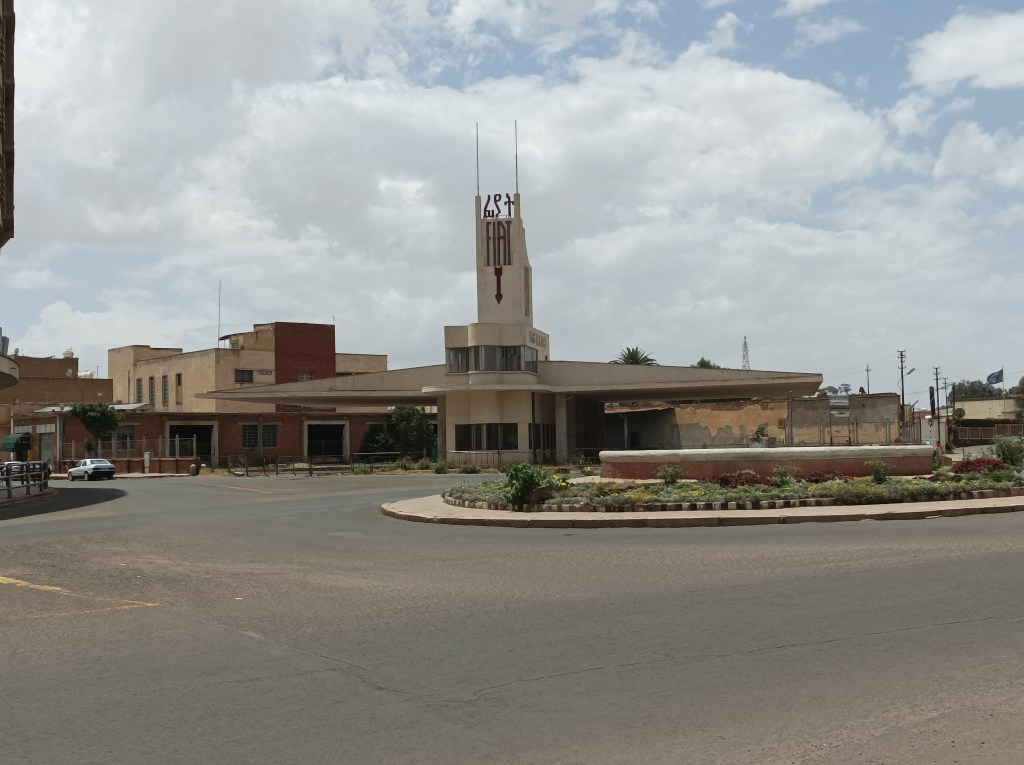 Benzinska stanica iz dvadesetih, Fiat Tagliero.